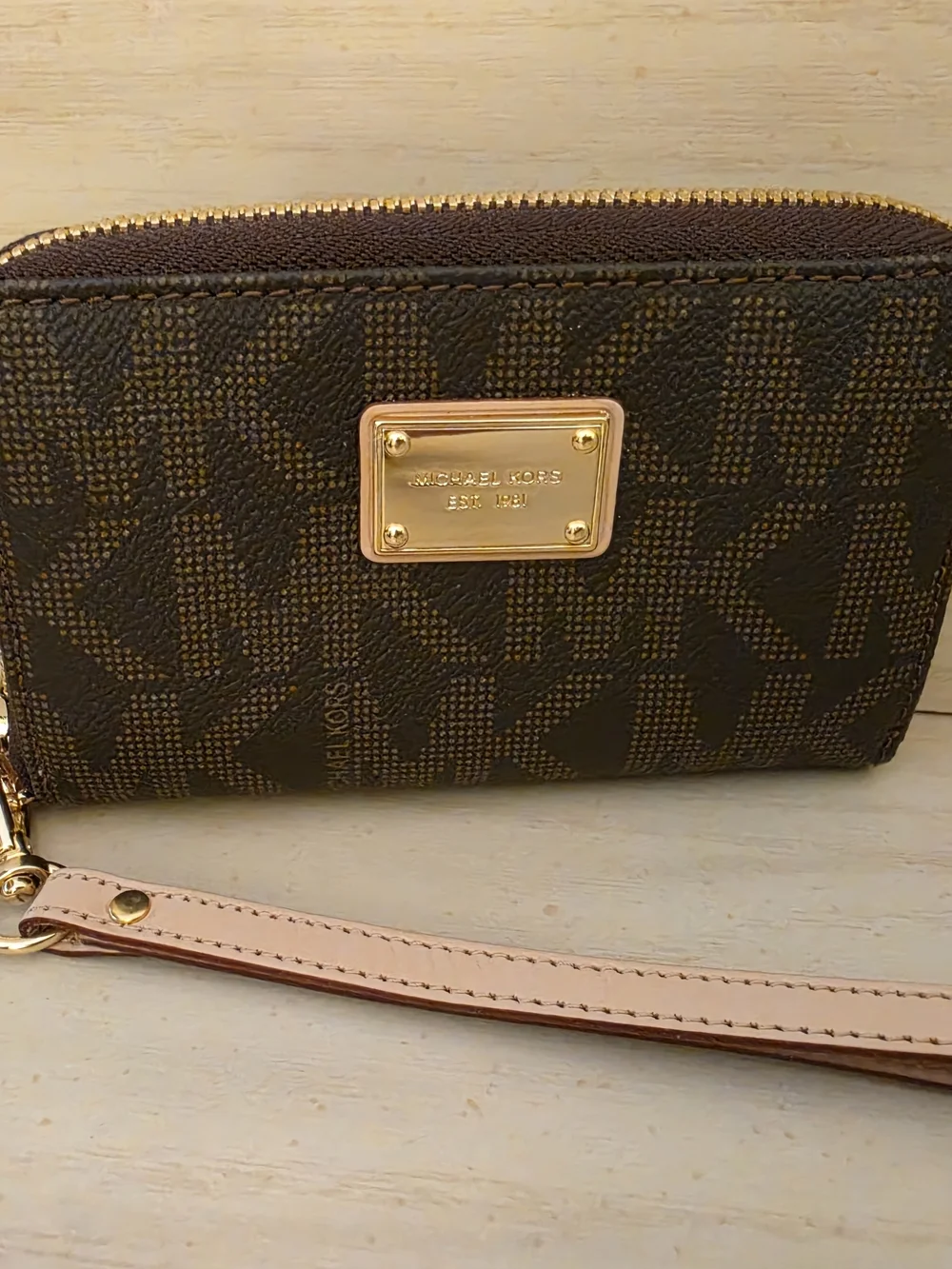 MICHAEL KORS Dark Brown Logo Zip Wristlet with Gold Interior
